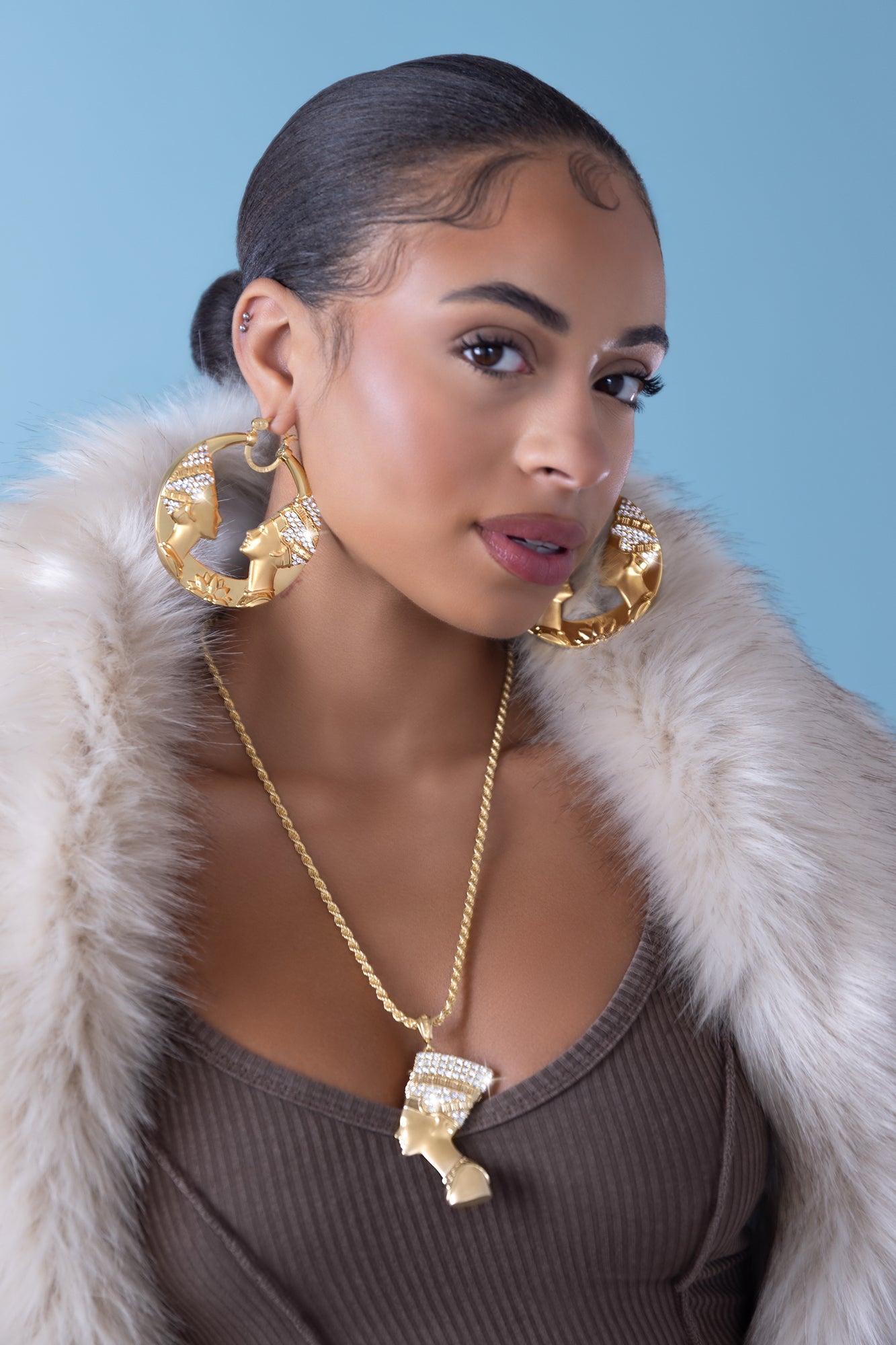 アクセサリー studiolab404 NEFERTITITwisted 14K Hoops Sister Love Nefertiti Hoops – Simone I. Smith